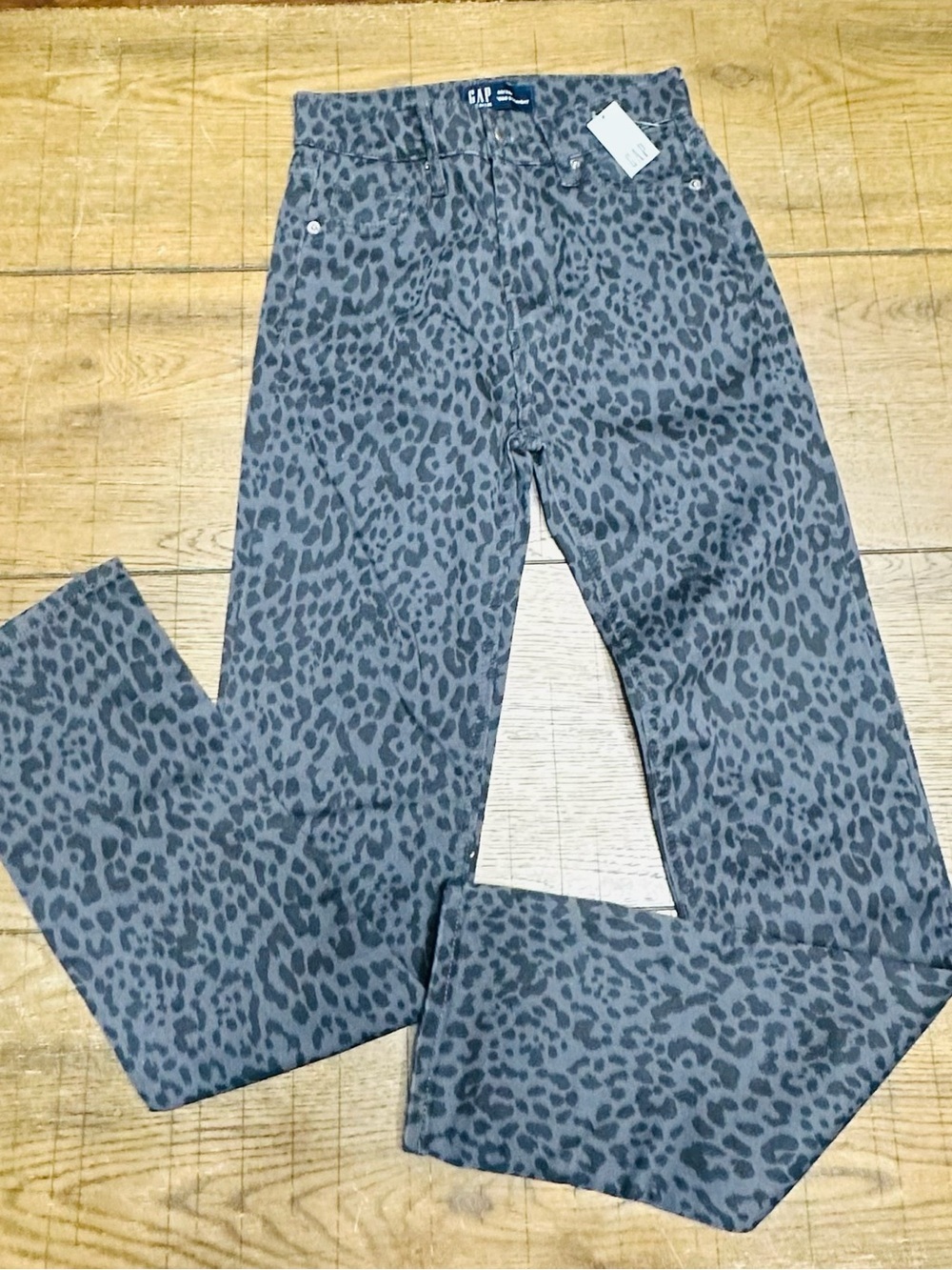 GAP Women’s Gray Leopard-Print 90s Straight Leg Denim 24 or 00 Size NWT